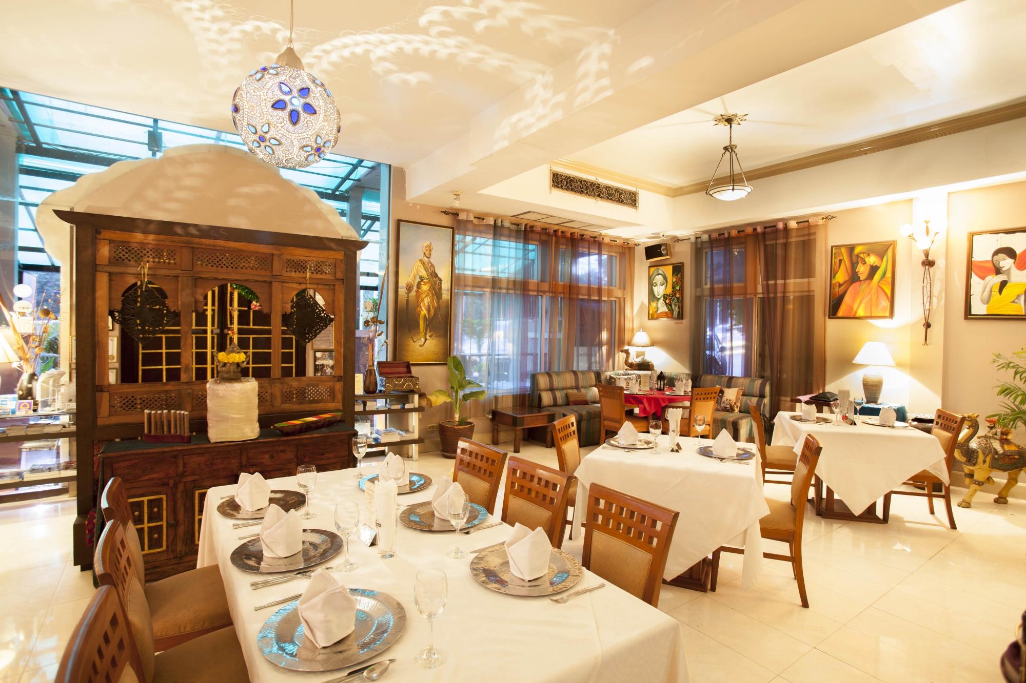 ایندین بای نیچر