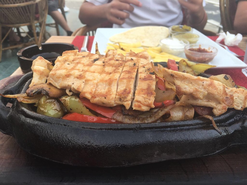 نو نیم بار